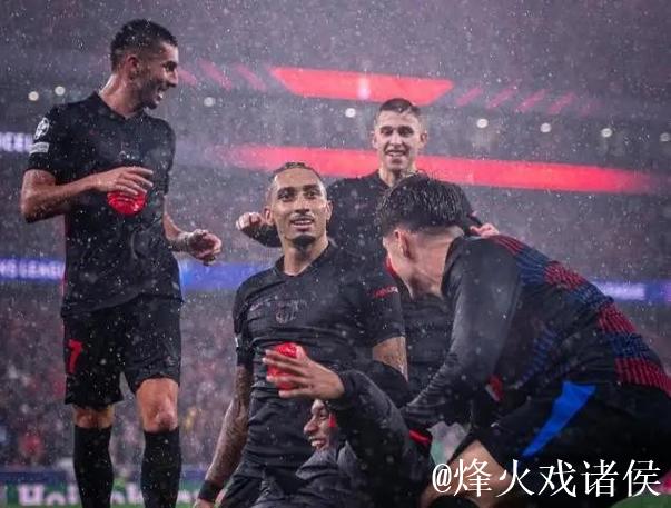 15轮不胜!佛罗伦萨1-2遭维罗纳绝杀,奥尔班双响 15轮不胜!佛罗伦萨1-2遭维罗纳绝杀,奥尔班双响