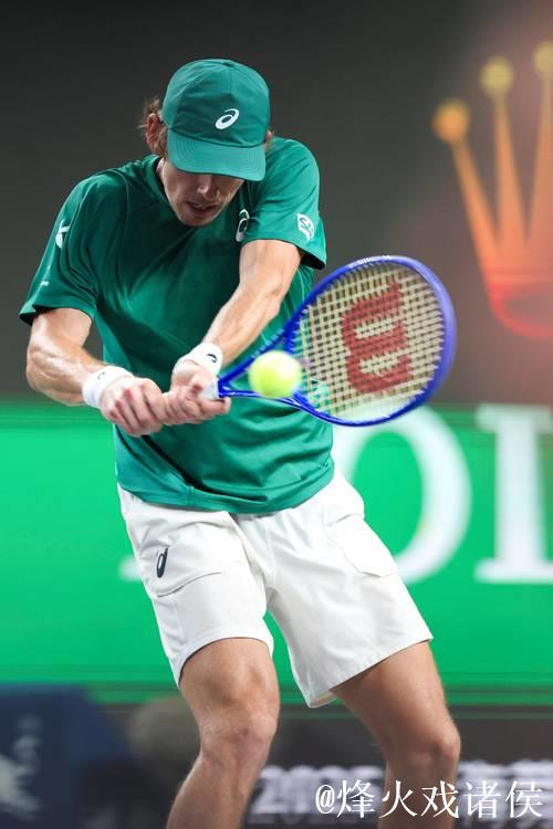 澳网第3日梅德韦德夫逆转晋级 卢布列夫遭一轮游